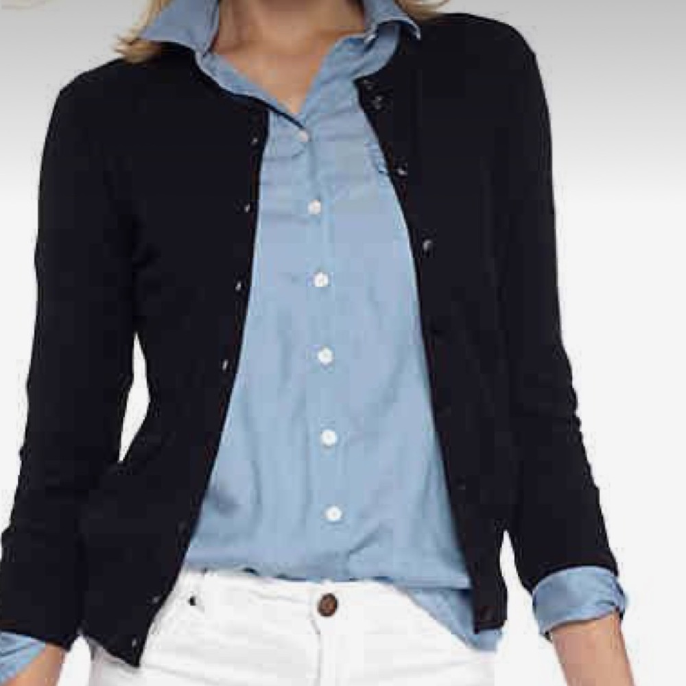 🎁 NWT OLSEN Cardigan
